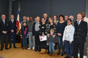 Cérémonie d'accueil dans la citoyenneté de 15 nouveaux Français dans l'arrondissement de Pontivy
